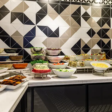 Euro Design Hotel 4*